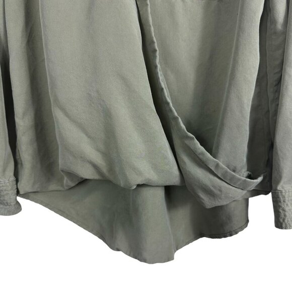 Anthropologie Holding Horses Chambray Surplice Hunter Green Top Size 2P - Picture 10 of 15